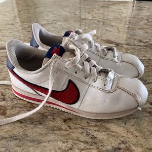 Super Stylish Leather Nike Tennis Shoe